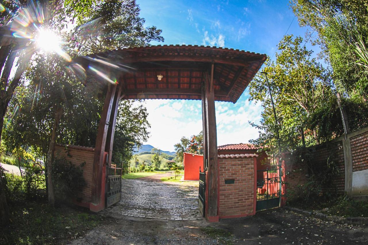 Pousada Pedra Da Mina Passa Quatro Esterno foto