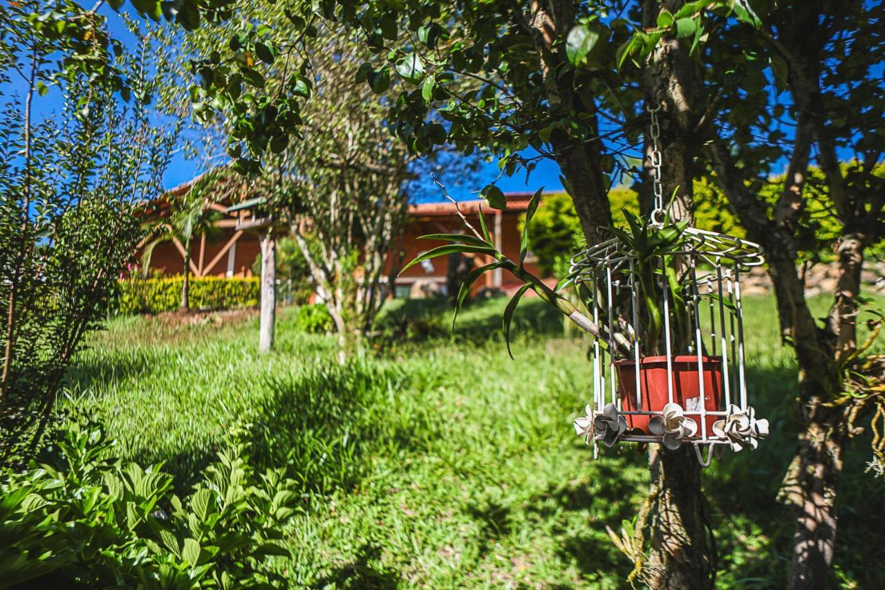 Pousada Pedra Da Mina Passa Quatro Esterno foto